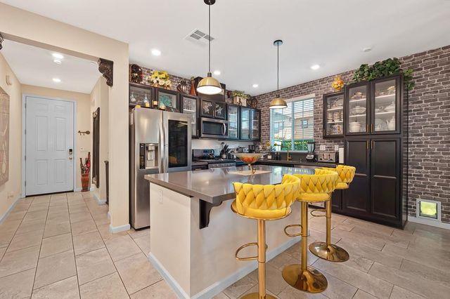 1057 Lincolnshire, Lincoln, CA 95648