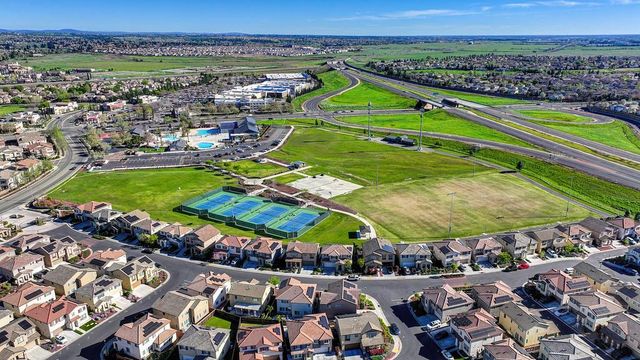 1057 Lincolnshire, Lincoln, CA 95648