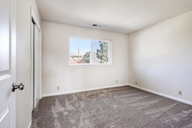 5823 Lost Dutchman Avenue NE, Albuquerque, NM 87111