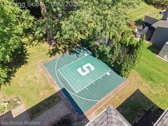 3548 Valleyview Court, West Bloomfield Charter Township, MI 48323