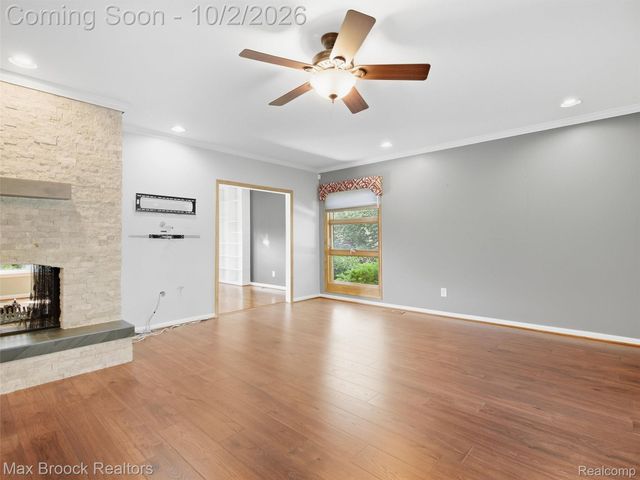 3548 Valleyview Court, West Bloomfield Charter Township, MI 48323