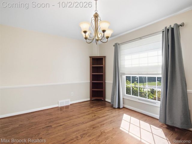 3548 Valleyview Court, West Bloomfield Charter Township, MI 48323