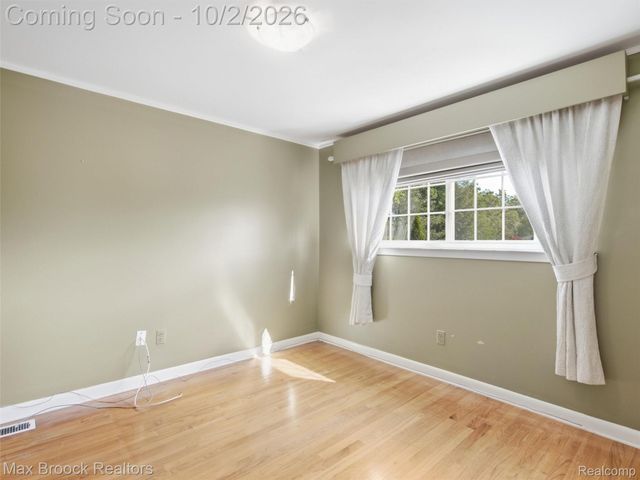 3548 Valleyview Court, West Bloomfield Charter Township, MI 48323