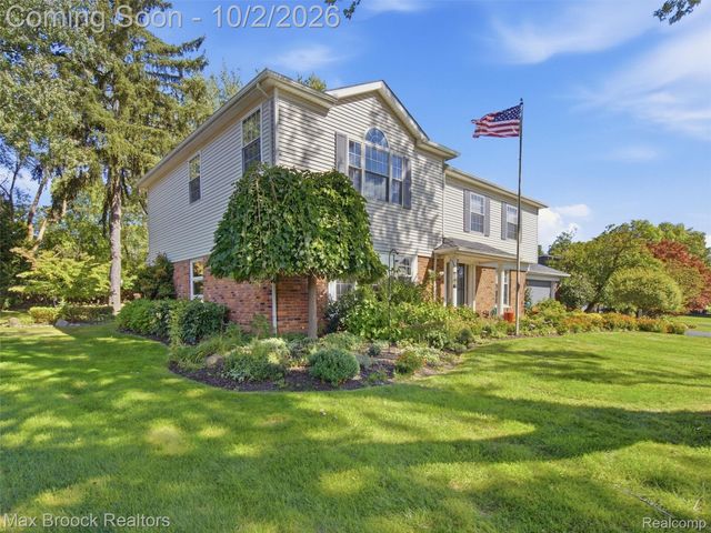 3548 Valleyview Court, West Bloomfield Charter Township, MI 48323