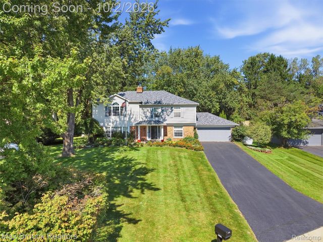 3548 Valleyview Court, West Bloomfield Charter Township, MI 48323