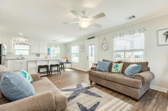 222 Sea Oats Drive, Surfside Beach, TX 77541