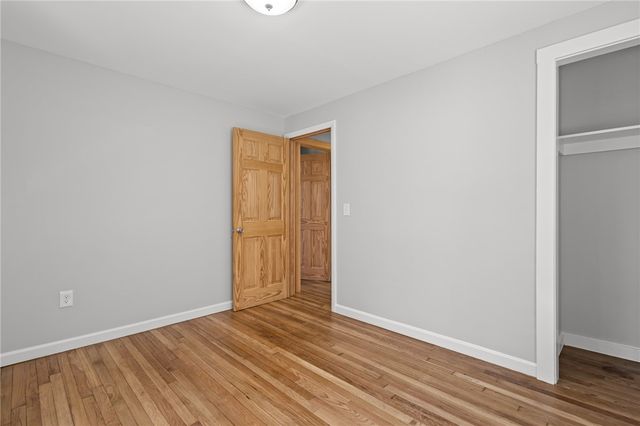 689 Knotty Oak Road, Coventry, RI 02816