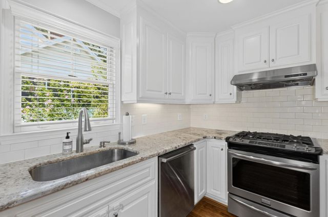 20 Sunset Drive, Greenville, SC 29605