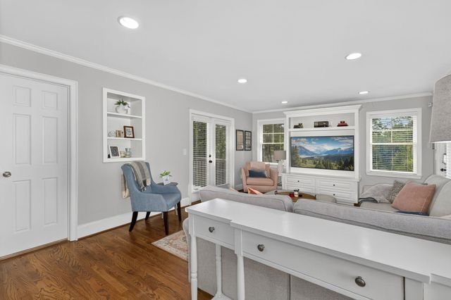 20 Sunset Drive, Greenville, SC 29605
