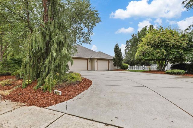 16317 N McKinnon Ln, Colbert, WA 99005