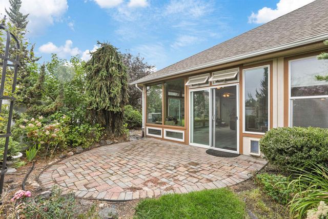 16317 N McKinnon Ln, Colbert, WA 99005
