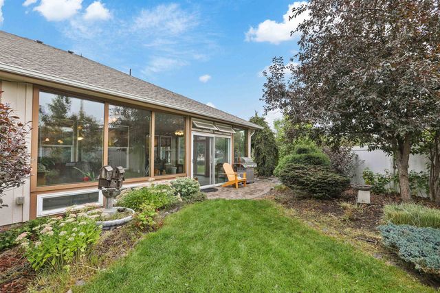 16317 N McKinnon Ln, Colbert, WA 99005