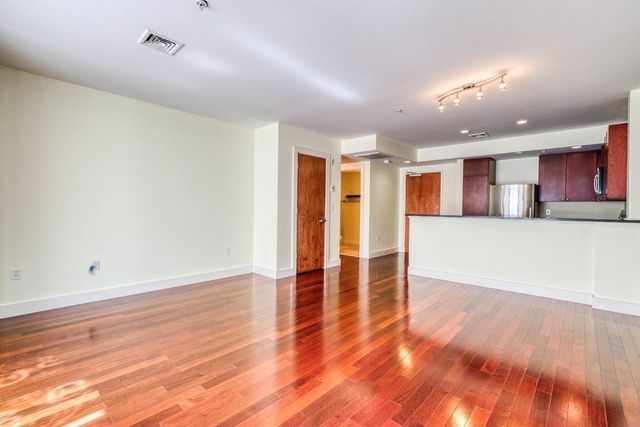 533 Cambridge Street 304, Boston, MA 02134