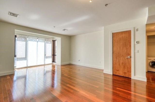 533 Cambridge Street 304, Boston, MA 02134