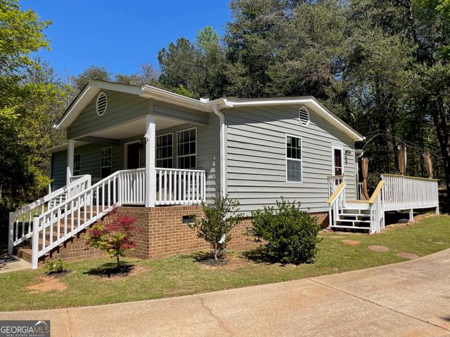 620 S Hogan Drive, Westminster, SC 29693