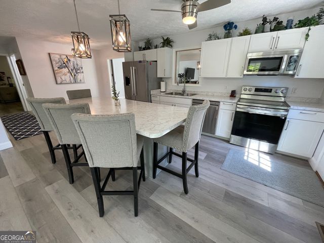 620 S Hogan Drive, Westminster, SC 29693