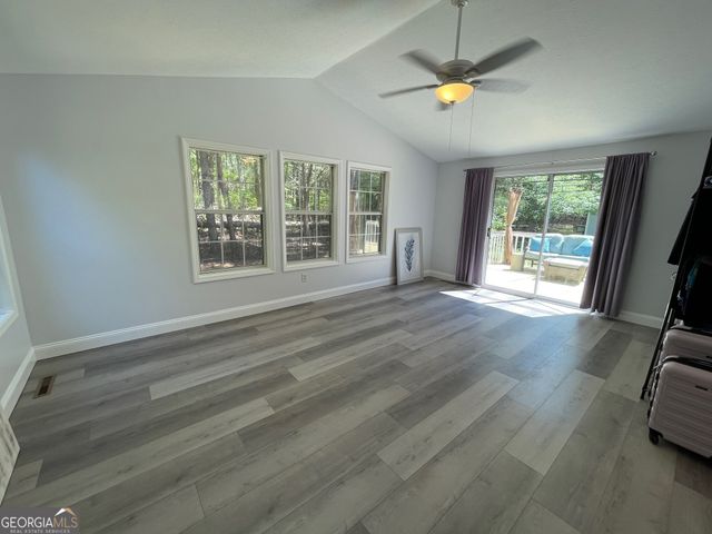 620 S Hogan Drive, Westminster, SC 29693