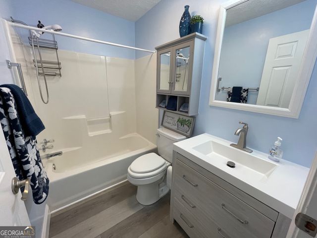 620 S Hogan Drive, Westminster, SC 29693