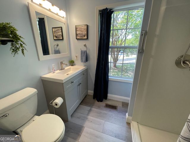 620 S Hogan Drive, Westminster, SC 29693