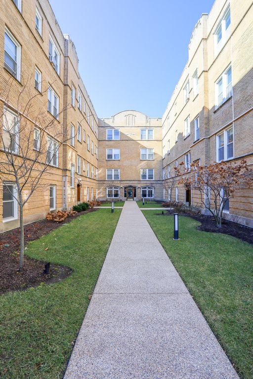 5744 S Stony Island Avenue 1-10, Chicago, IL 60637
