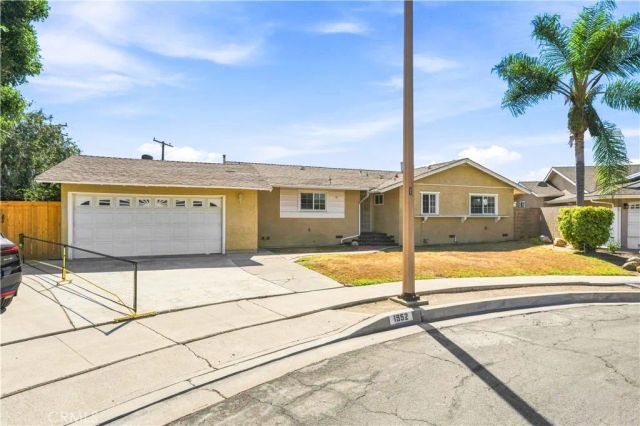 1952 N Topaz Street, Orange, CA 92867