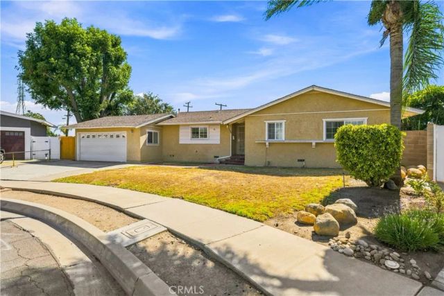 1952 N Topaz Street, Orange, CA 92867