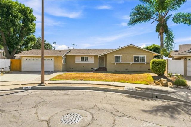 1952 N Topaz Street, Orange, CA 92867
