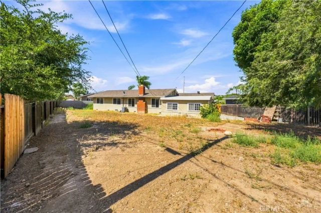 1952 N Topaz Street, Orange, CA 92867