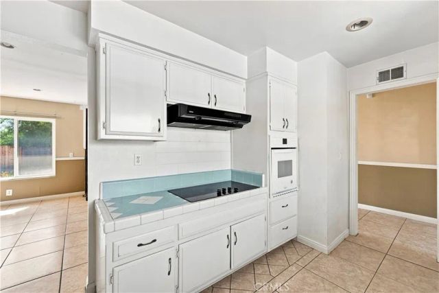 1952 N Topaz Street, Orange, CA 92867