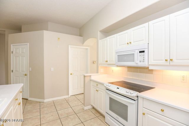 1237 Sunningdale Lane, Ormond Beach, FL 32174