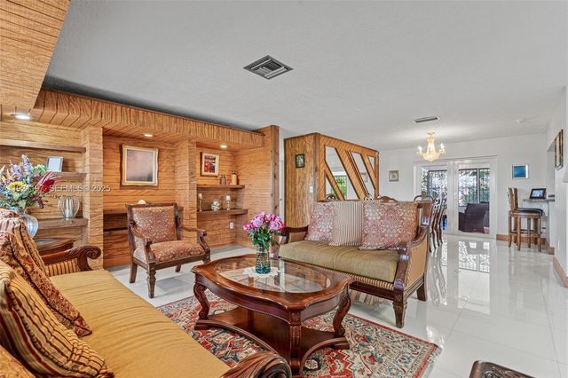 7004 SW 139th Pl, Miami, FL 33183