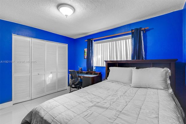 7004 SW 139th Pl, Miami, FL 33183