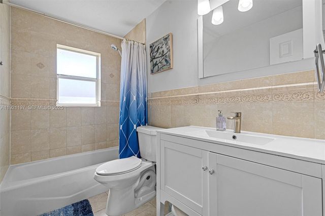 7004 SW 139th Pl, Miami, FL 33183