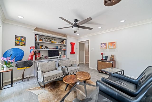 438 Chase Dr, Corpus Christi, TX 78412