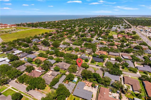 438 Chase Dr, Corpus Christi, TX 78412