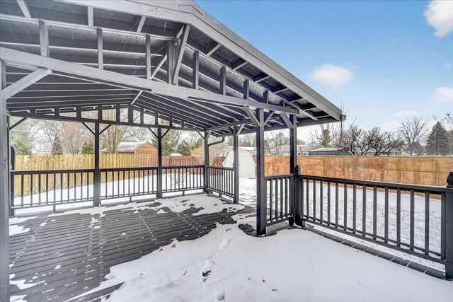 210 W Grove Avenue, Michigan Center, MI 49254