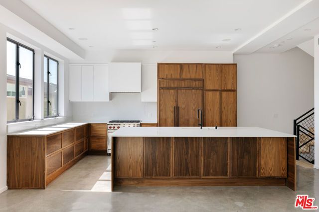 1628 Micheltorena Street, Los Angeles, CA 90026