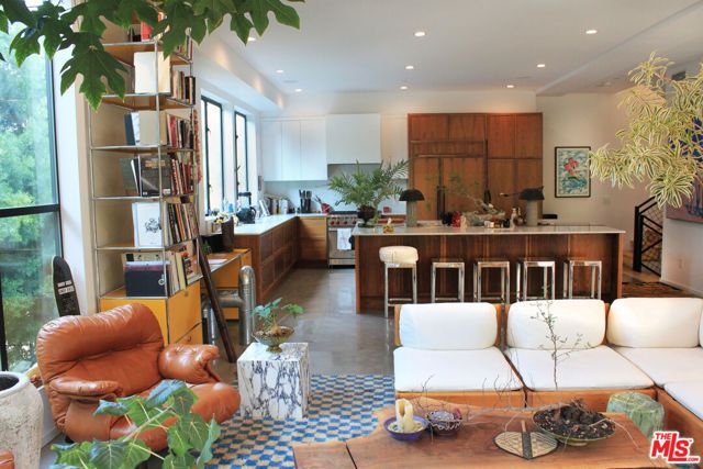 1628 Micheltorena Street, Los Angeles, CA 90026