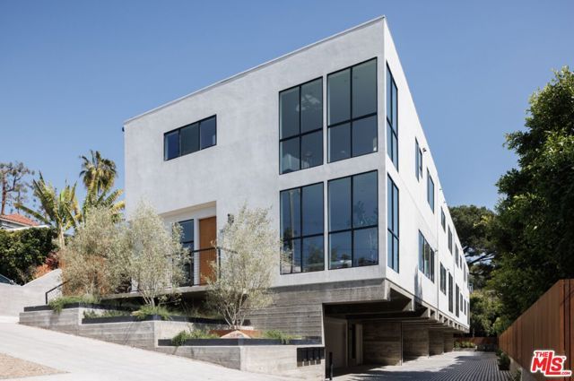 1628 Micheltorena Street, Los Angeles, CA 90026