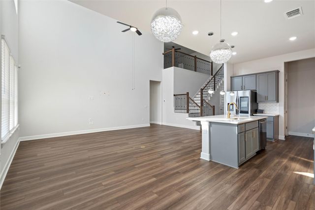713 Coppell CT, Leander, TX 78641
