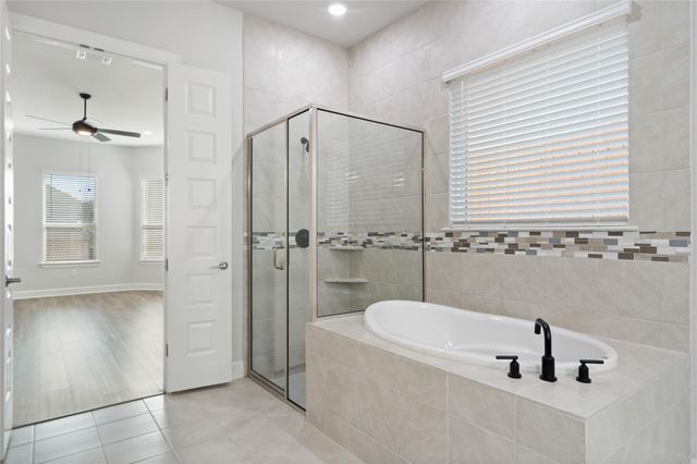 713 Coppell CT, Leander, TX 78641