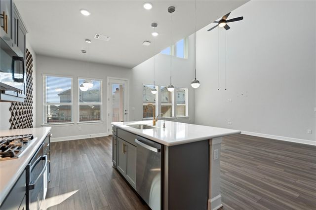 713 Coppell CT, Leander, TX 78641