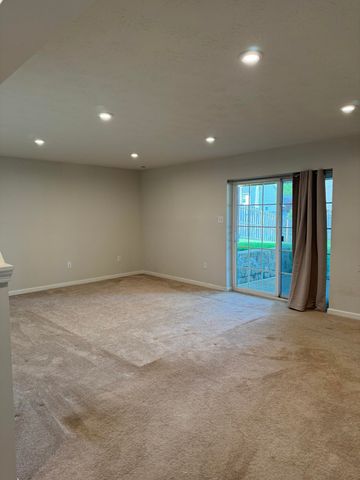 137 Mariner Drive 137 Mariner Drive, Fairborn, OH 45324
