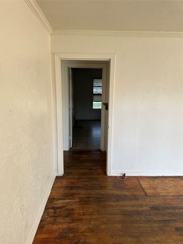 3720 N 25th Street, Waco, TX 76708