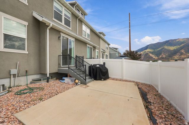 2433 W WYSTERIA DR, Mapleton, UT 84664
