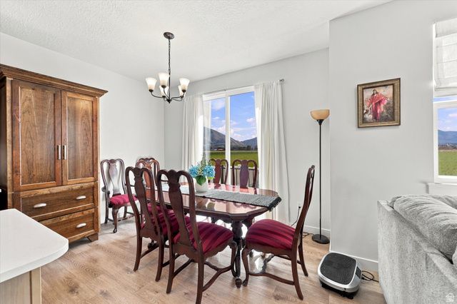 2433 W WYSTERIA DR, Mapleton, UT 84664