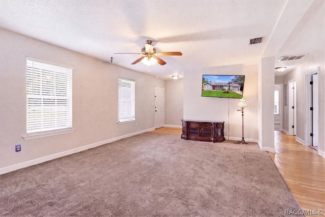 9825 N Corsair Terrace, Dunnellon, FL 34433