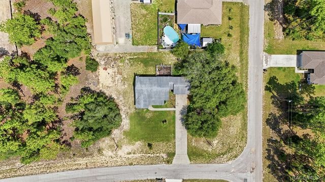9825 N Corsair Terrace, Dunnellon, FL 34433
