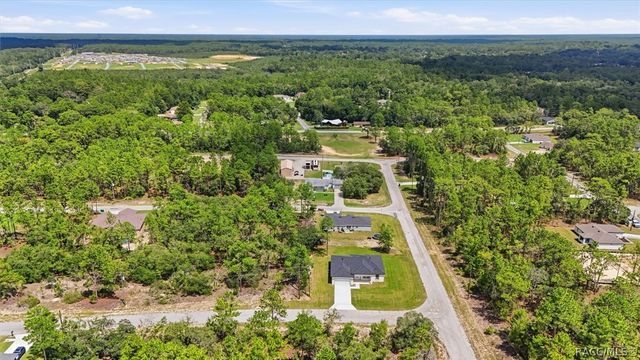 9825 N Corsair Terrace, Dunnellon, FL 34433