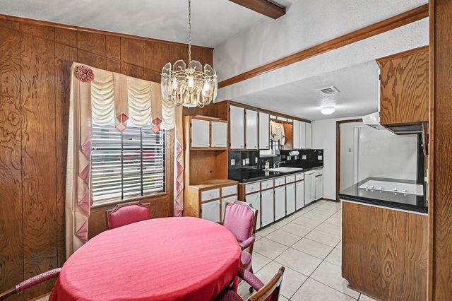 5403 Boots Road, Houston, TX 77091